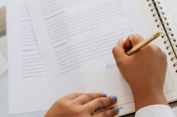 Jak długo trwa tłumaczenie dokumentów urzędowych?